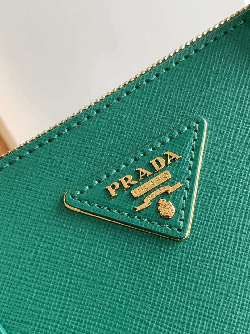 Prada 1BA274 Large Prada Galleria Saffiano leather bag Green