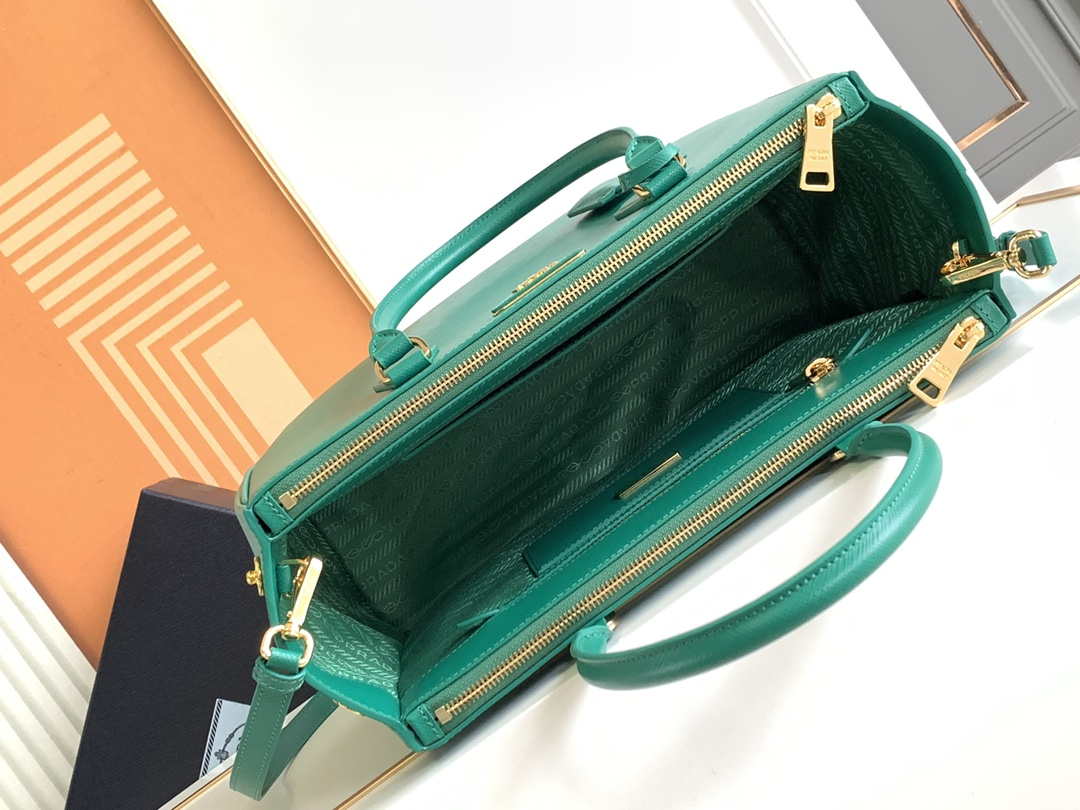 Prada 1BA274 Large Prada Galleria Saffiano leather bag Green