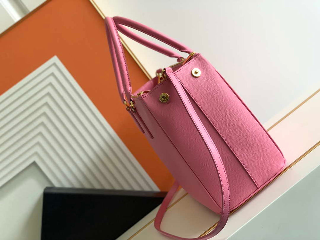 Prada 1BA274 Large Prada Galleria Saffiano leather bag Pink
