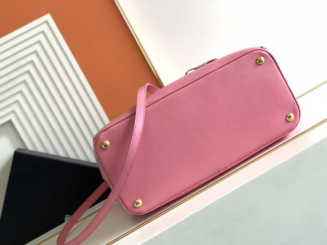 Prada 1BA274 Large Prada Galleria Saffiano leather bag Pink