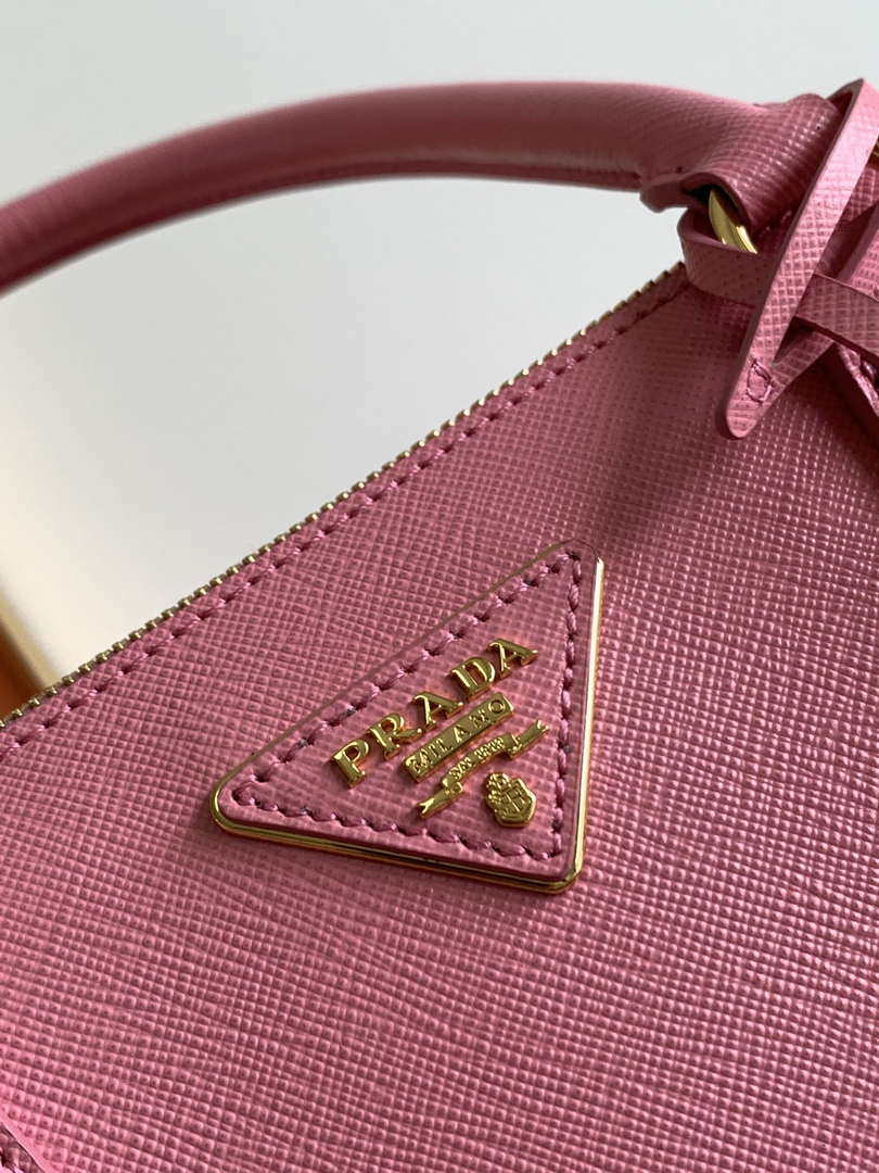 Prada 1BA274 Large Prada Galleria Saffiano leather bag Pink