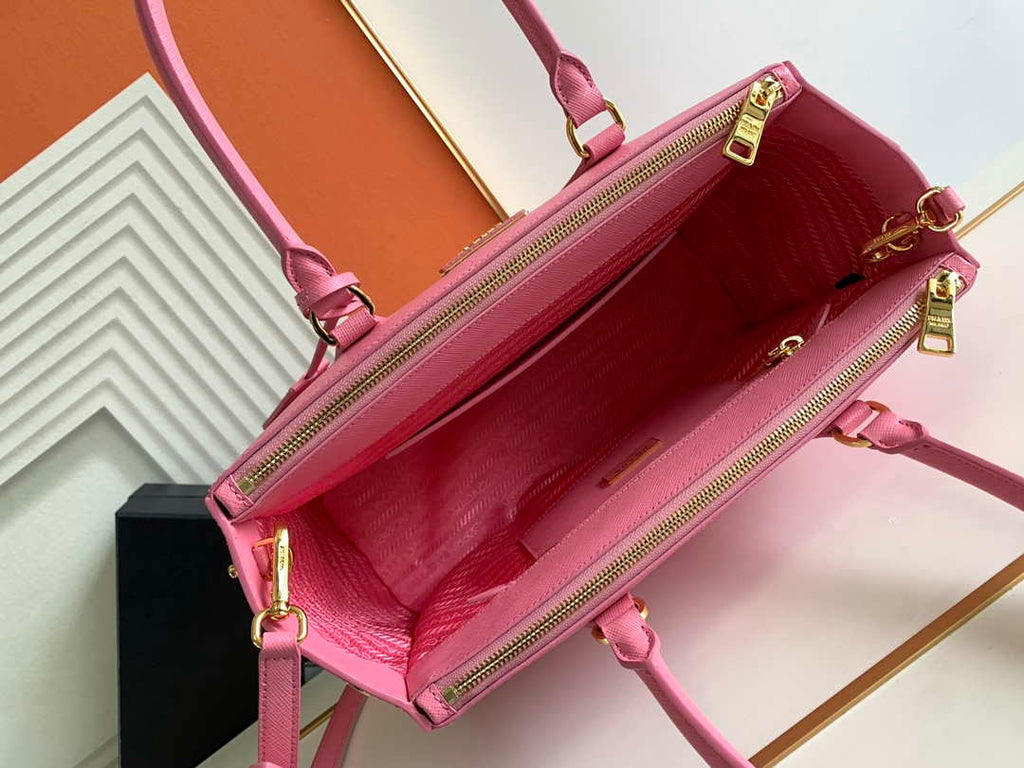 Prada 1BA274 Large Prada Galleria Saffiano leather bag Pink