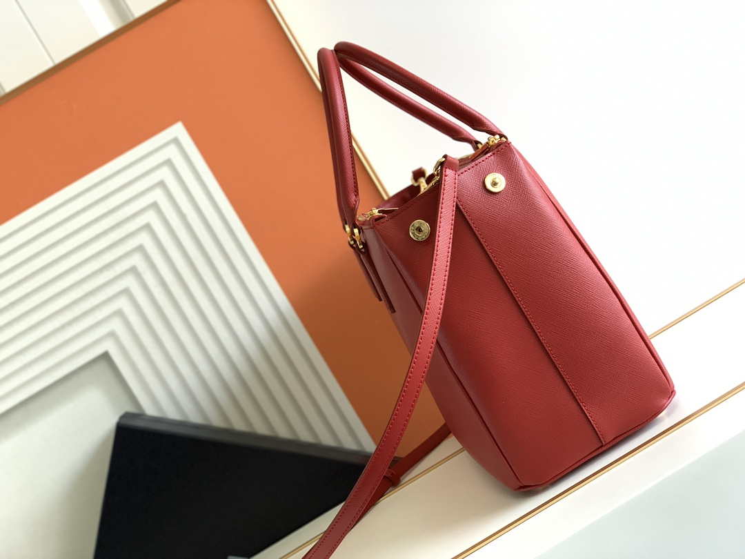 Prada 1BA274 Large Prada Galleria Saffiano leather bag Red