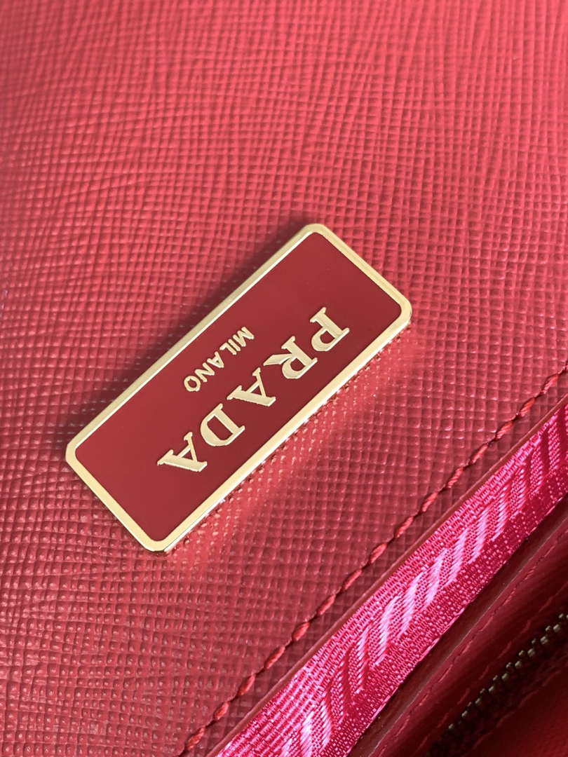 Prada 1BA274 Large Prada Galleria Saffiano leather bag Red