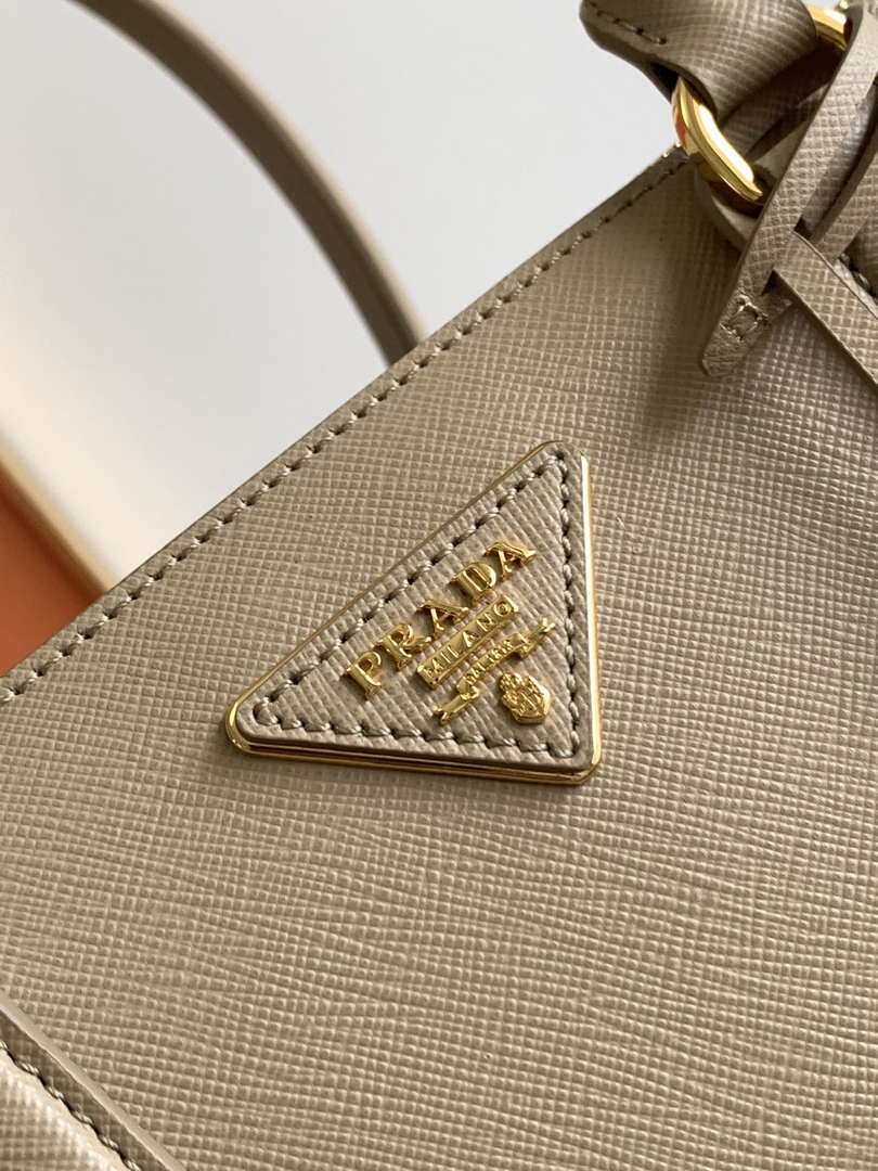 Prada 1BA274 Large Prada Galleria Saffiano leather bag Apricot