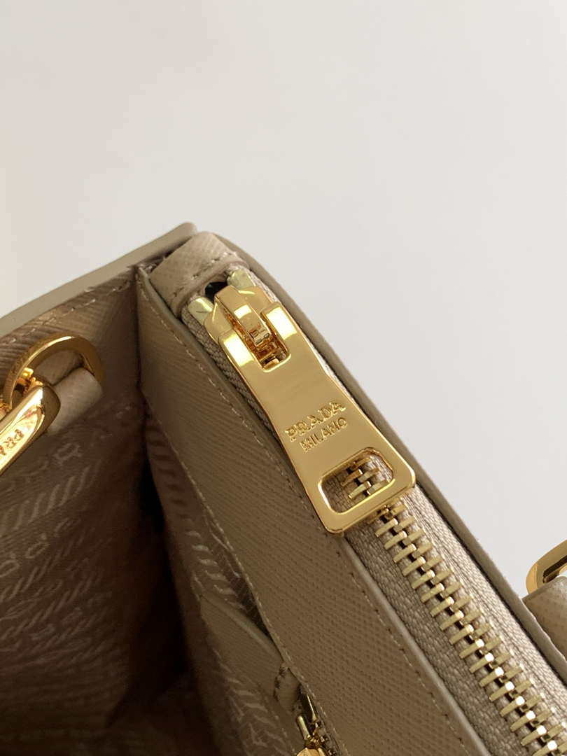Prada 1BA274 Large Prada Galleria Saffiano leather bag Apricot