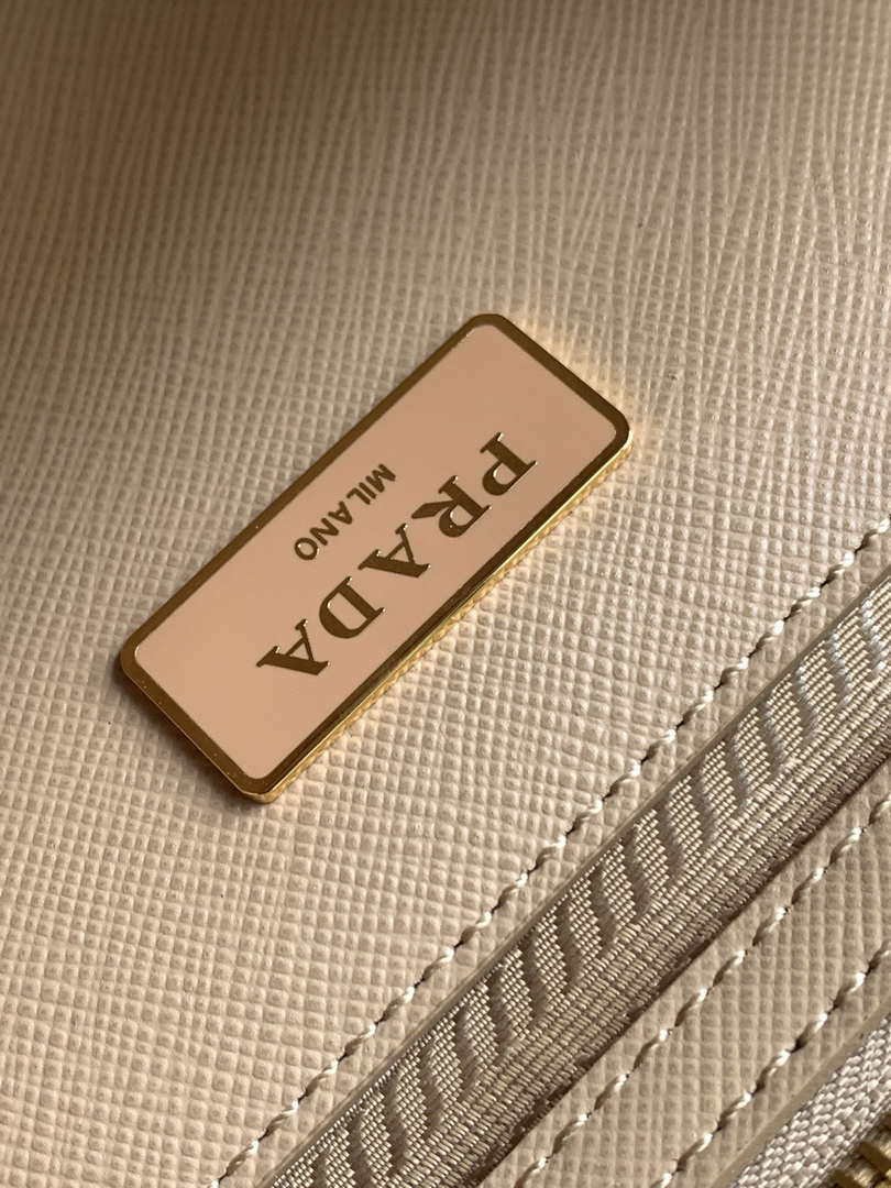Prada 1BA274 Large Prada Galleria Saffiano leather bag Apricot