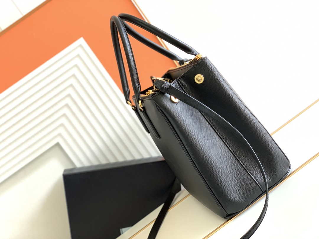 Prada 1BA274 Large Prada Galleria Saffiano leather bag Black