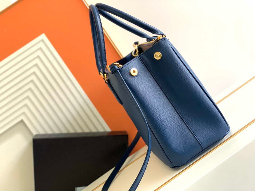 Prada 1BA274 Large Prada Galleria Saffiano leather bag Blue