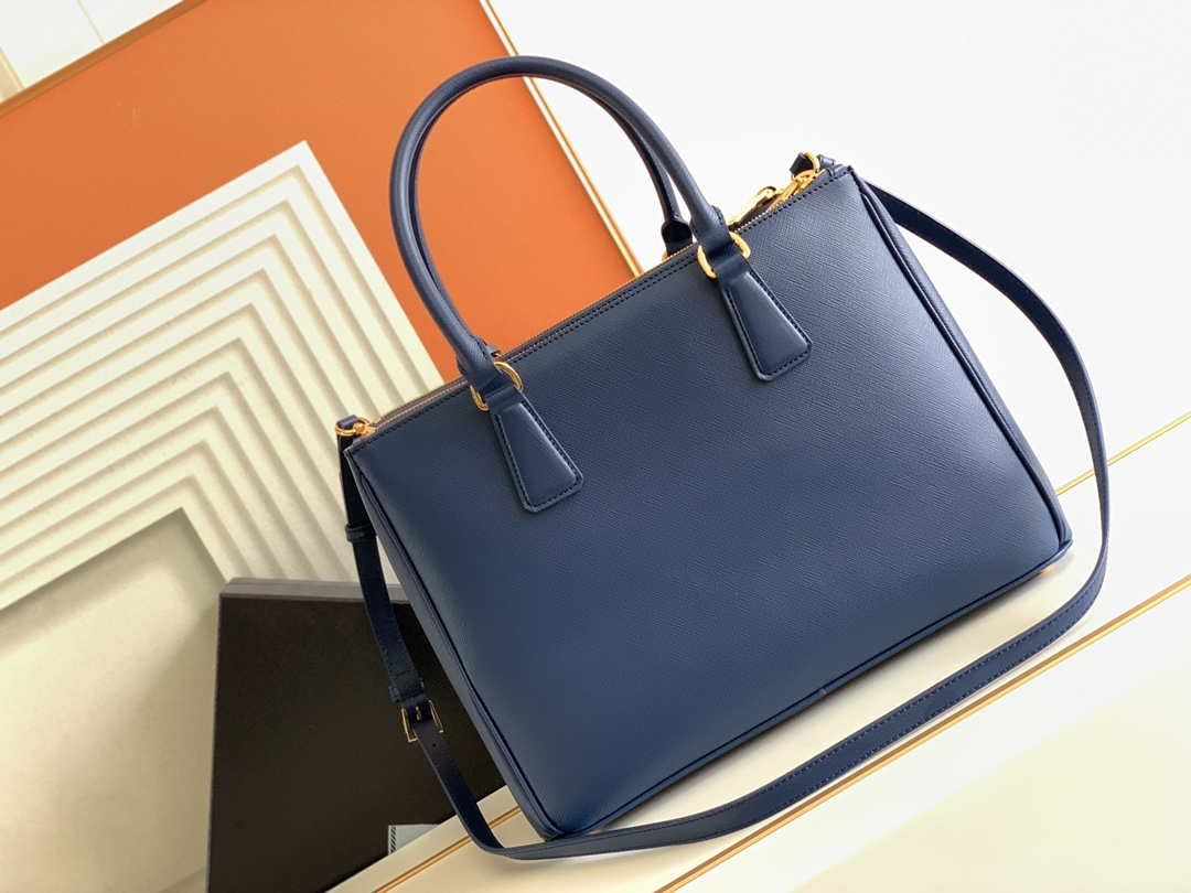 Prada 1BA274 Large Prada Galleria Saffiano leather bag Blue