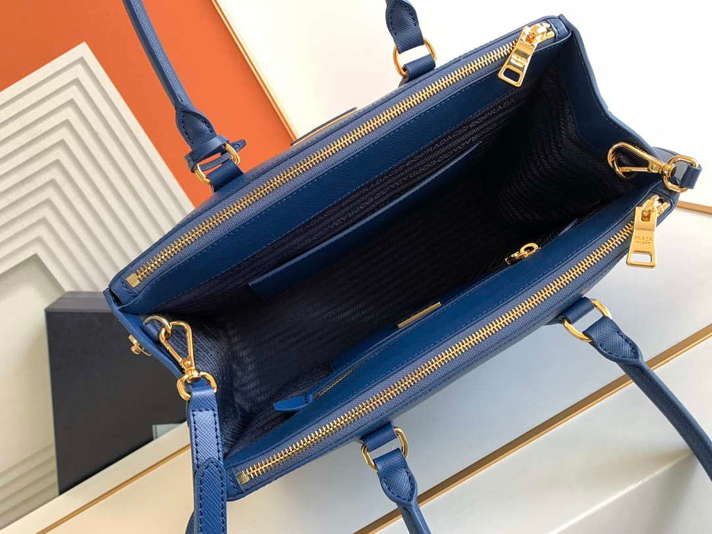 Prada 1BA274 Large Prada Galleria Saffiano leather bag Blue