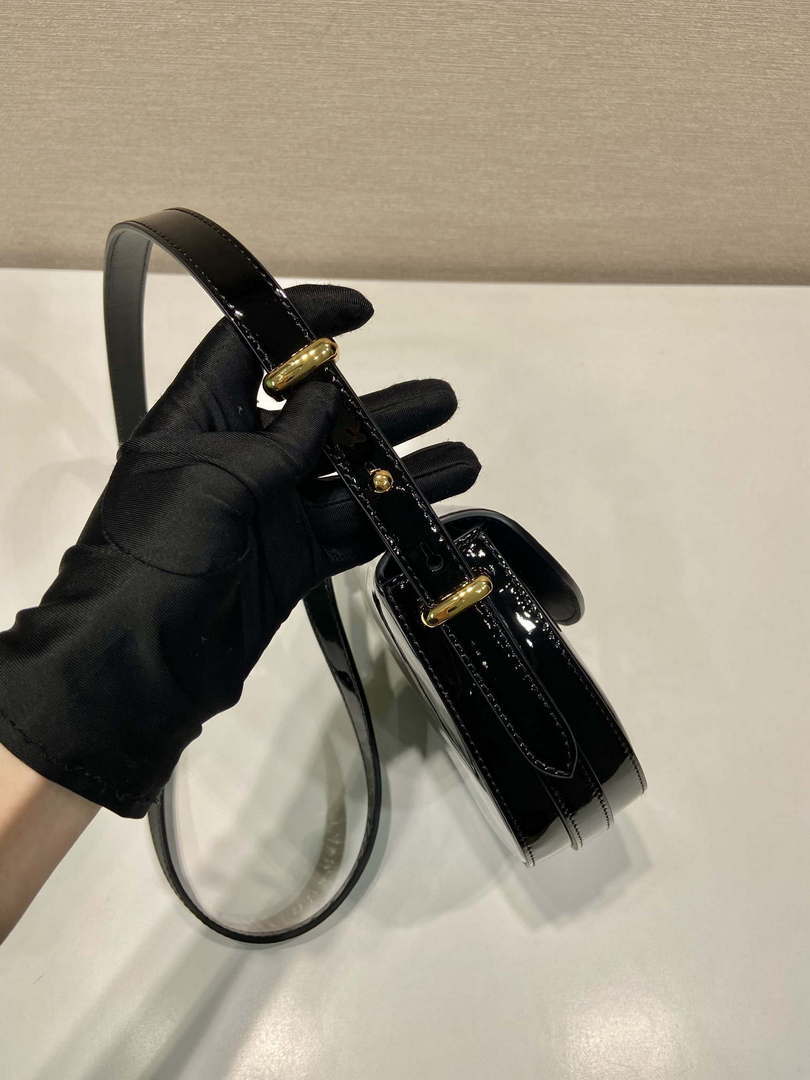 Prada 1BA349 Triangle-logo shoulder patent leather bag Black