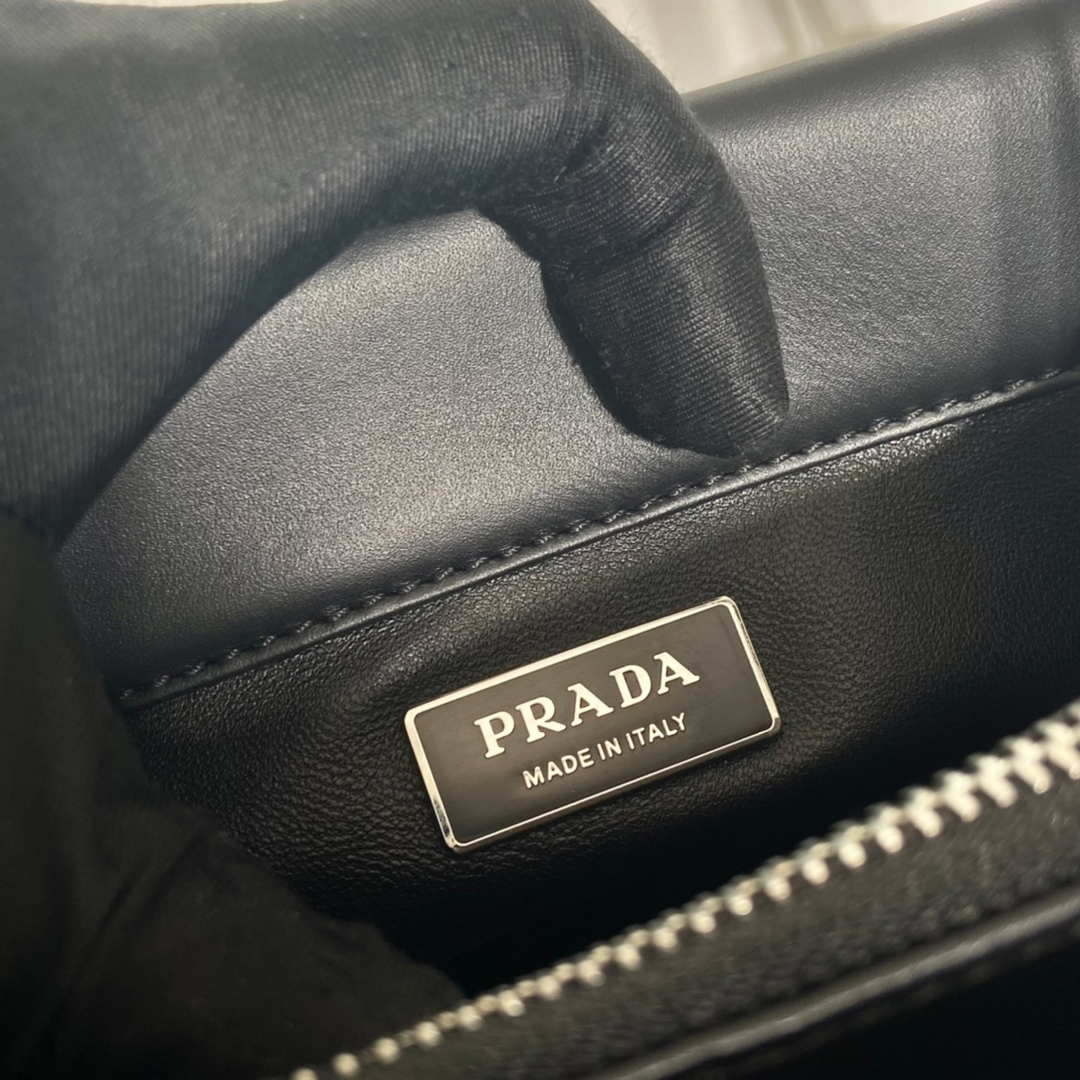 Prada 1BA368 Leather mini-bag Bag Black - Default Title - View 10