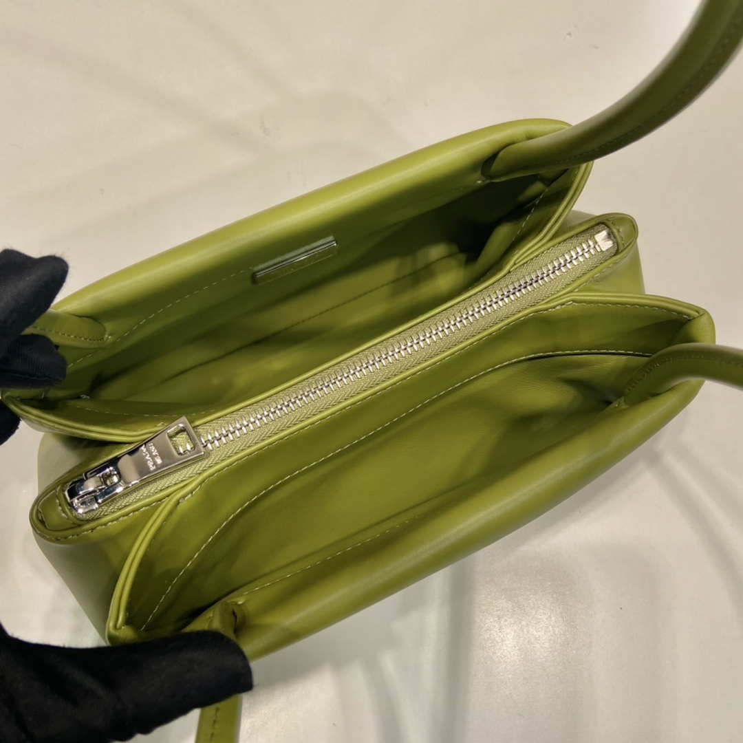 Prada 1BA368 Leather mini-bag Bag Green - Default Title - View 8