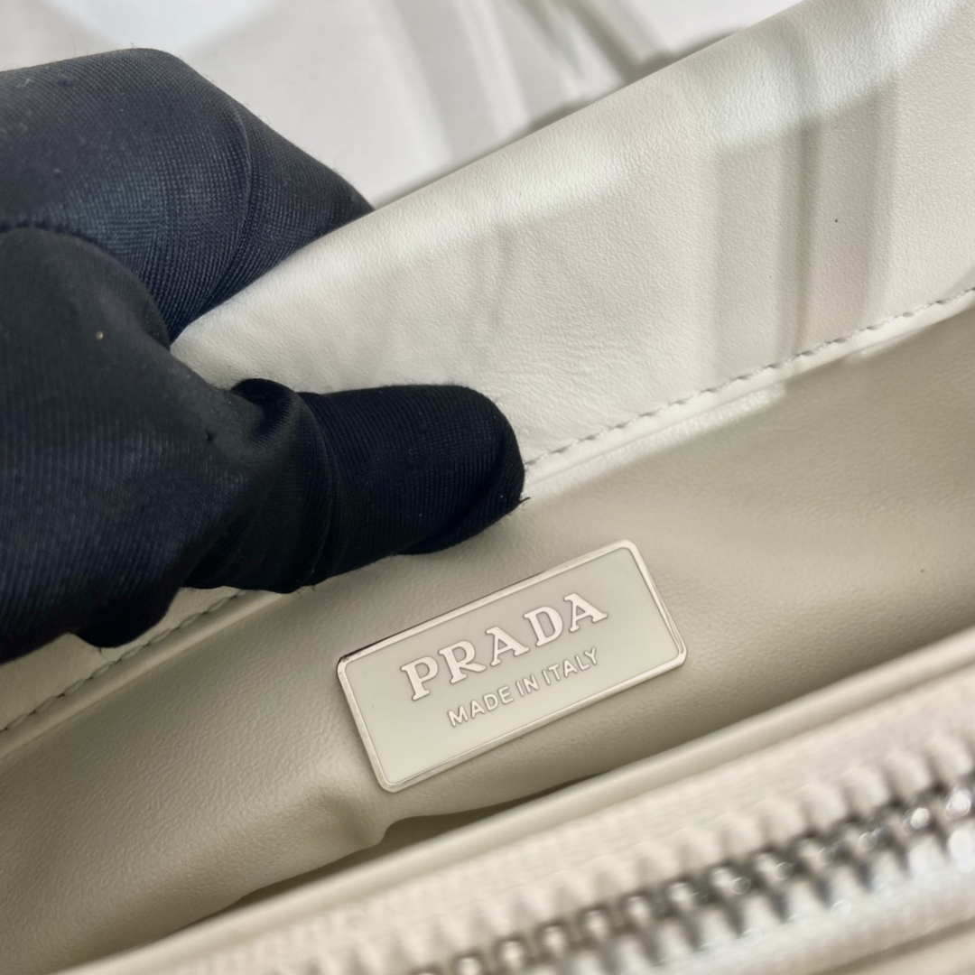 Prada 1BA368 Leather mini-bag Bag White - Default Title - View 9