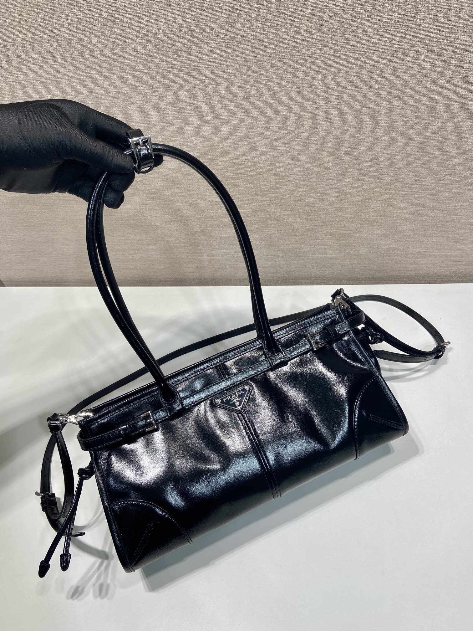 Prada 1BA426 Medium leather handbag Black