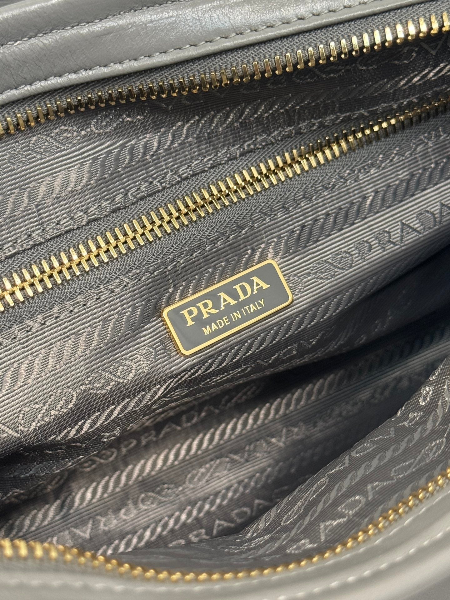 Prada 1BA426 Medium leather handbag Gray