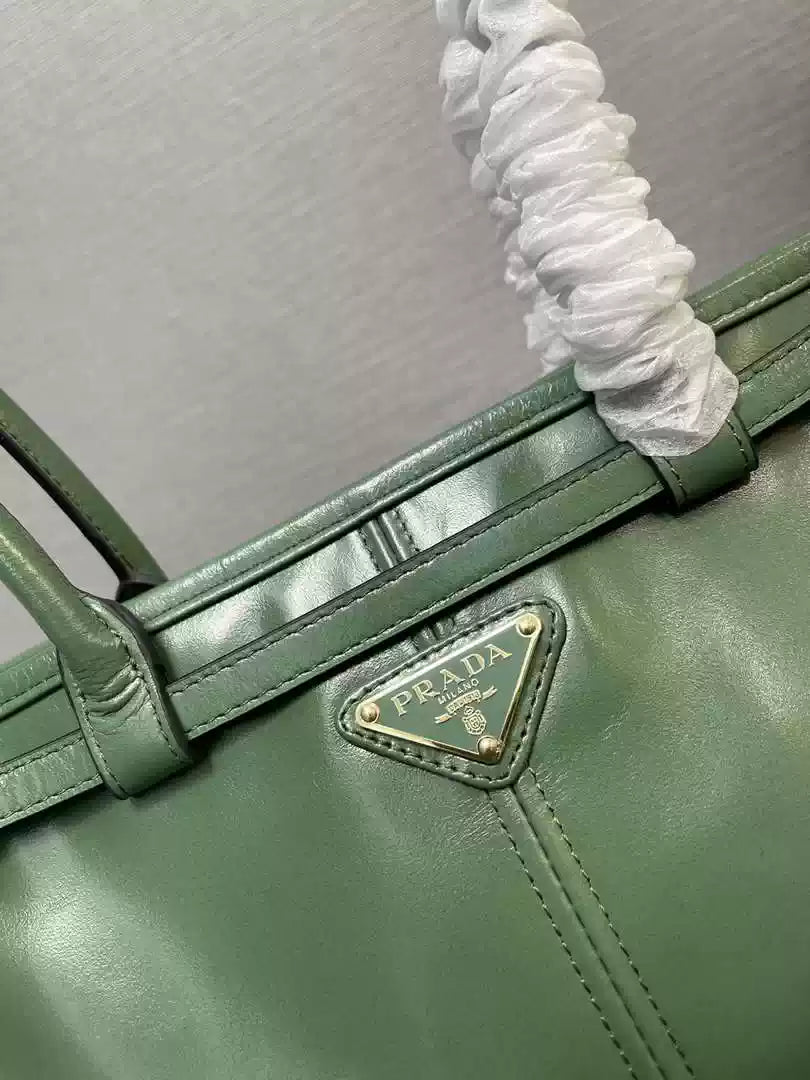 Prada 1BA426 Medium leather Handbag Green