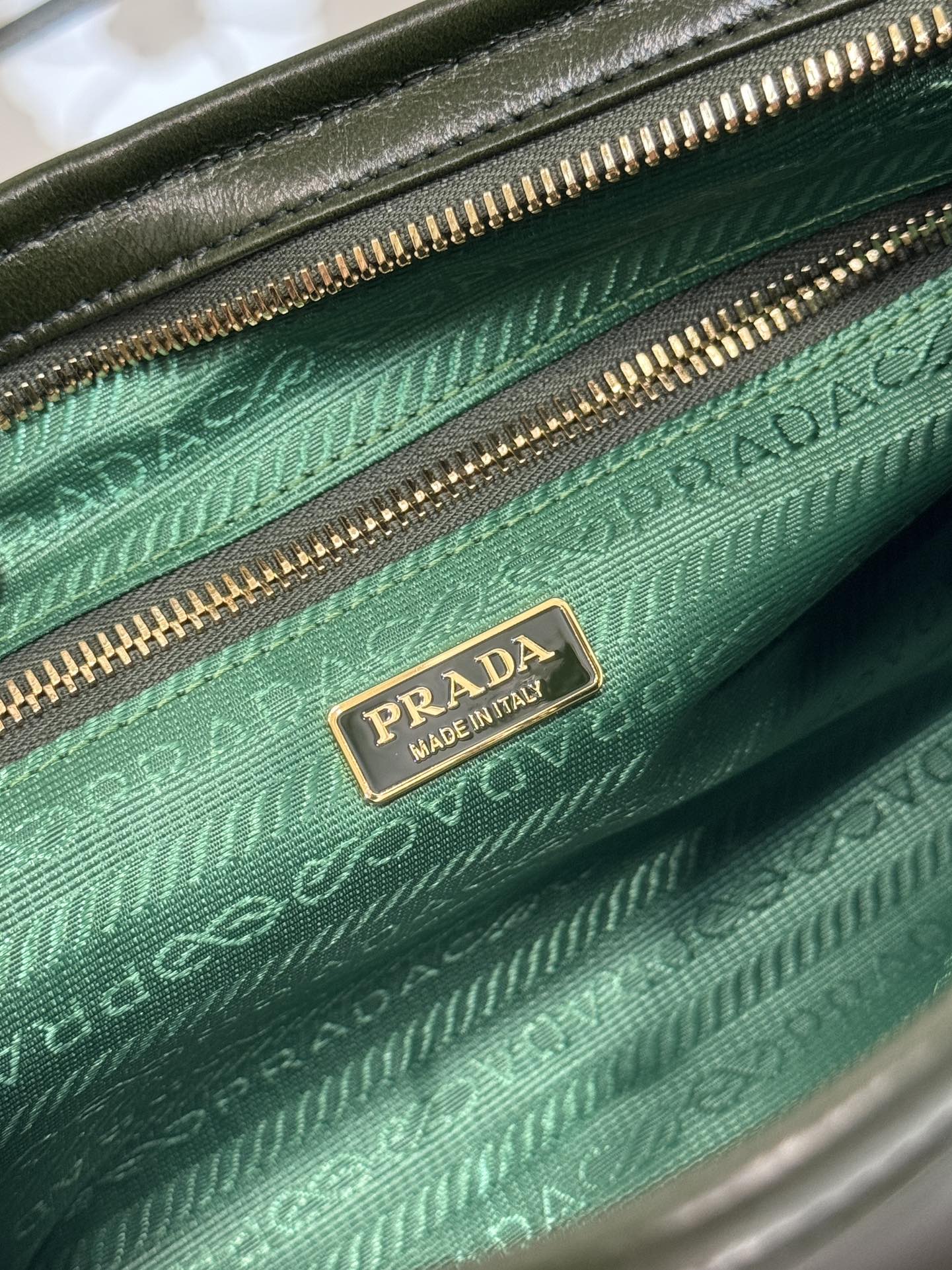 Prada 1BA426 Medium leather handbag Dark Green