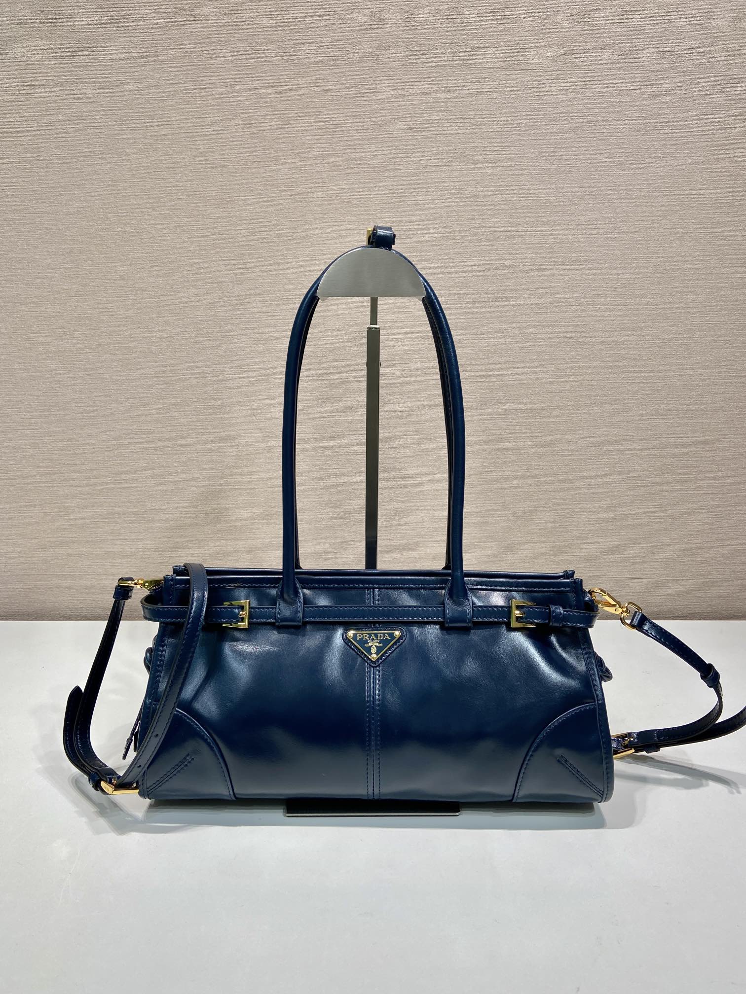 Prada 1BA426 Medium leather handbag Navy Blue