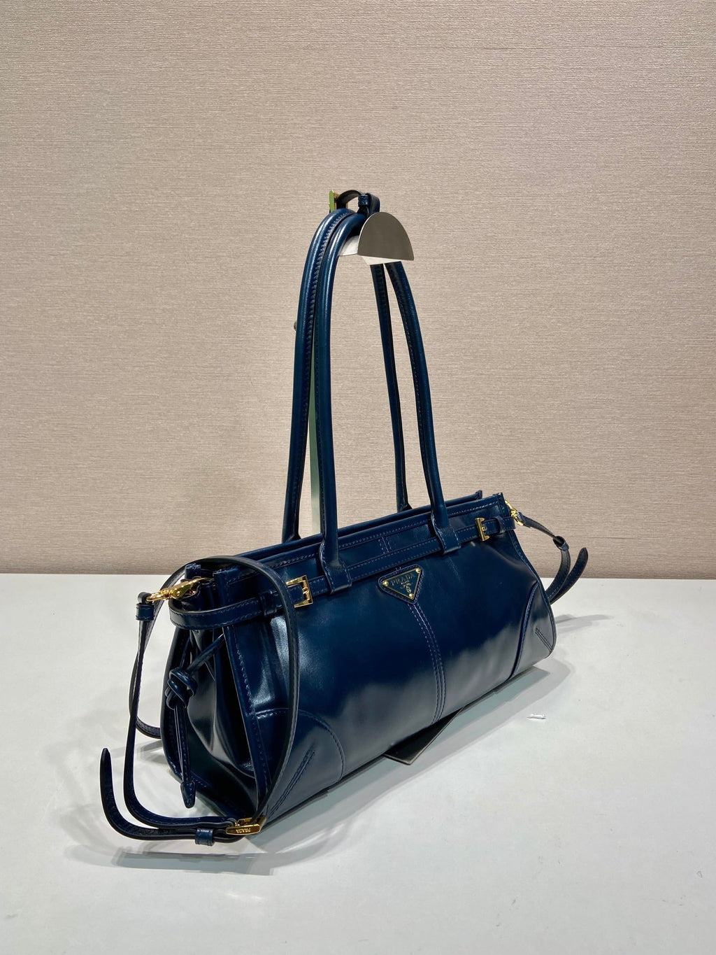 Prada 1BA426 Medium leather handbag Navy Blue