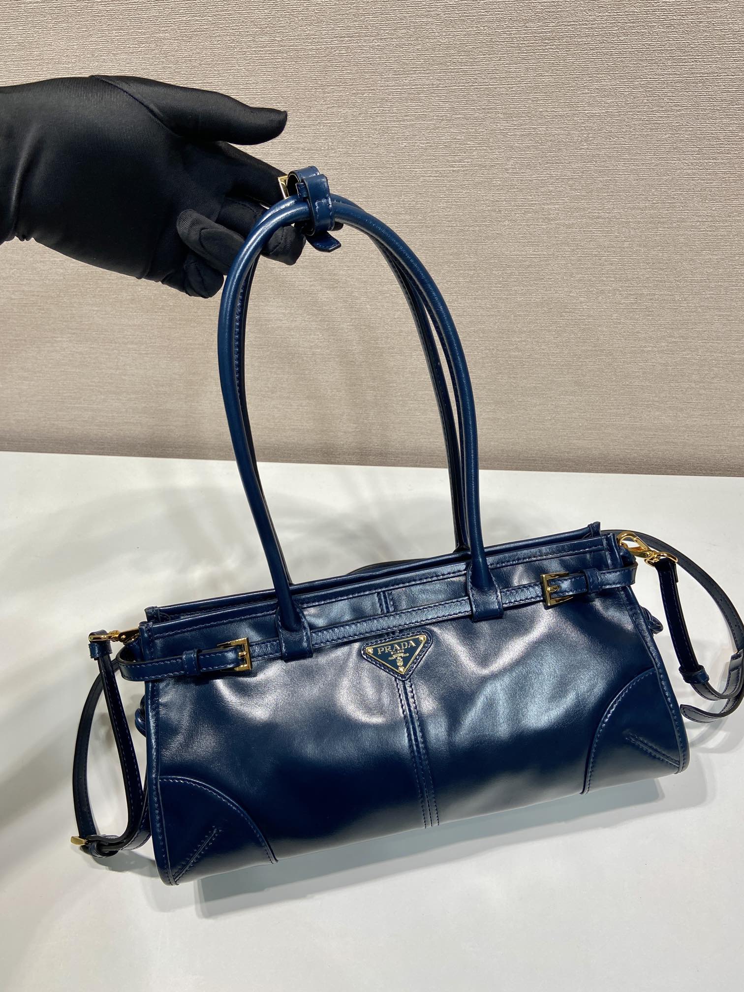 Prada 1BA426 Medium leather handbag Navy Blue