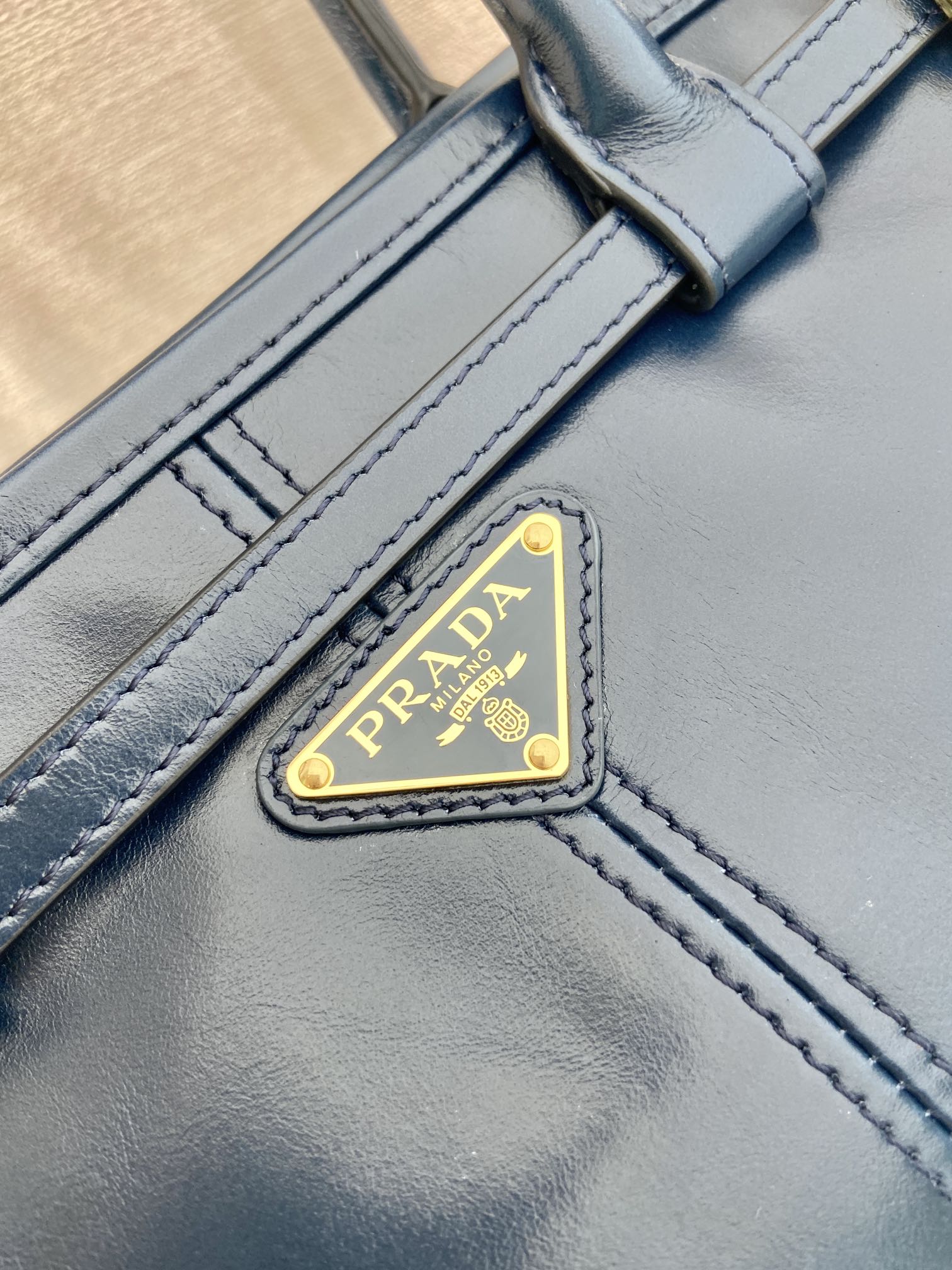 Prada 1BA426 Medium leather handbag Navy Blue