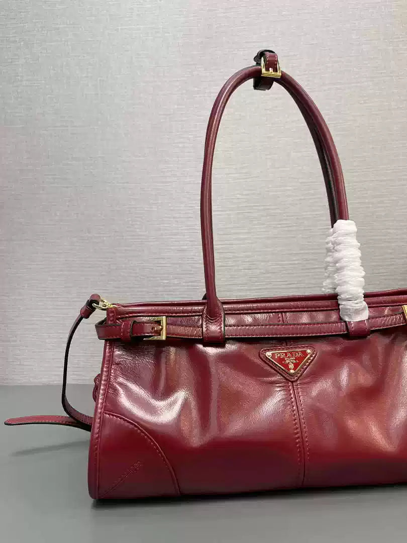 Prada 1BA426 Medium leather handbag Red