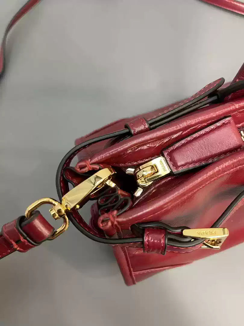Prada 1BA426 Medium leather handbag Red