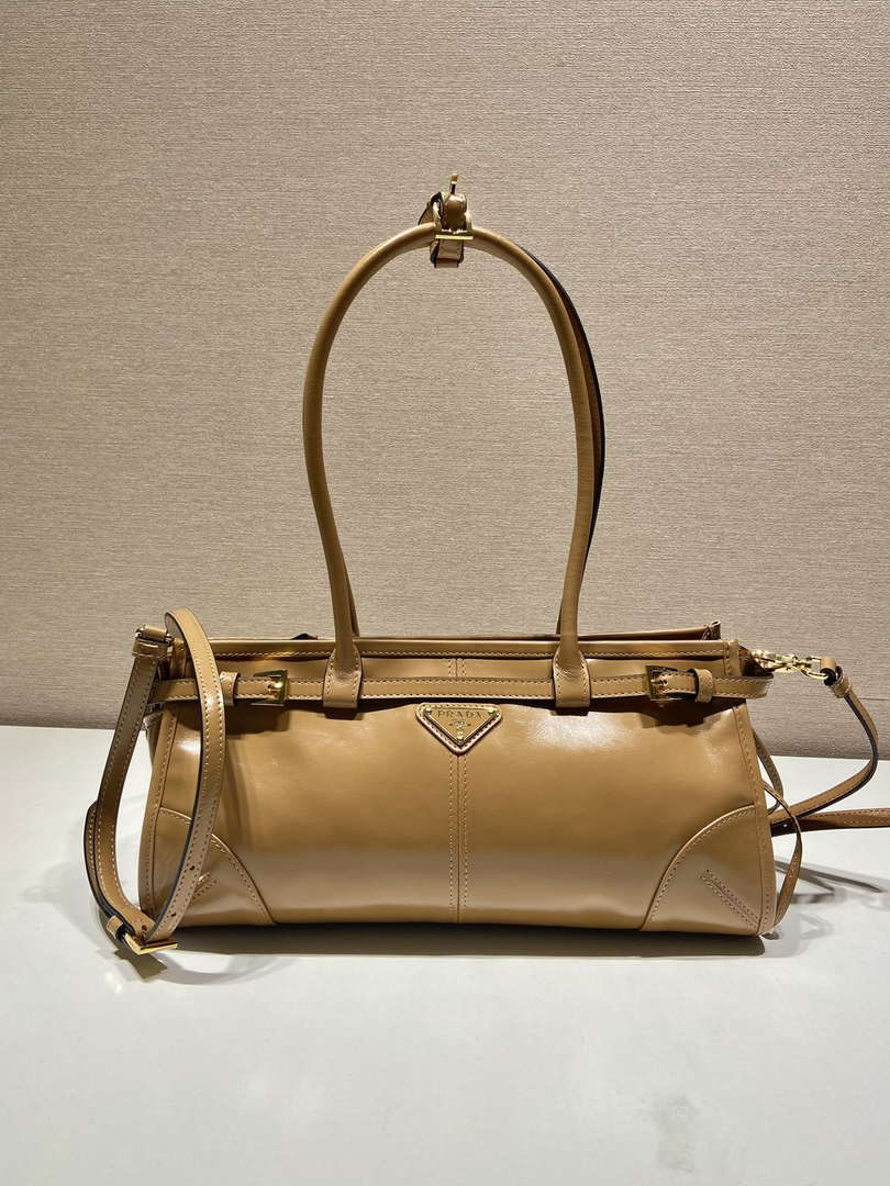 Prada 1BA426 Medium leather handbag  Brown