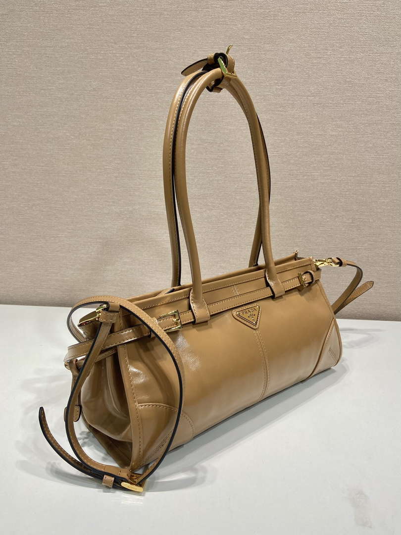 Prada 1BA426 Medium leather handbag  Brown