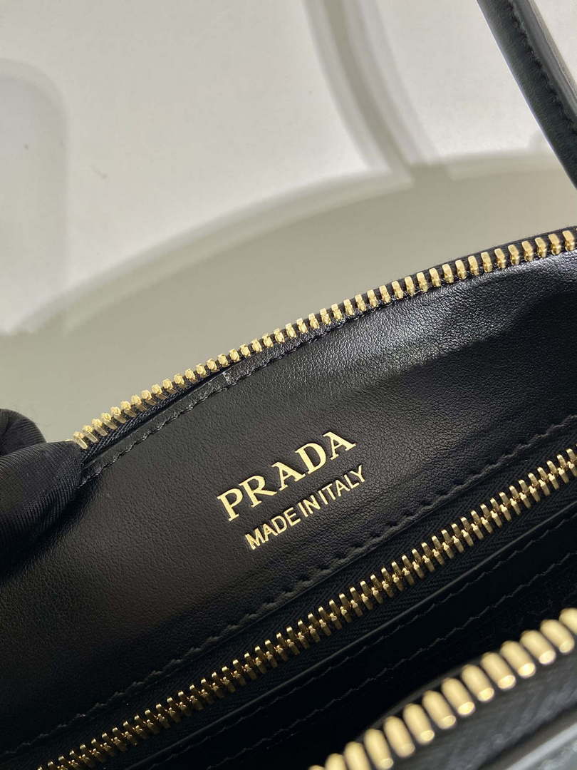 Prada 1BA427 Small leather handbag Black - Default Title - View 9