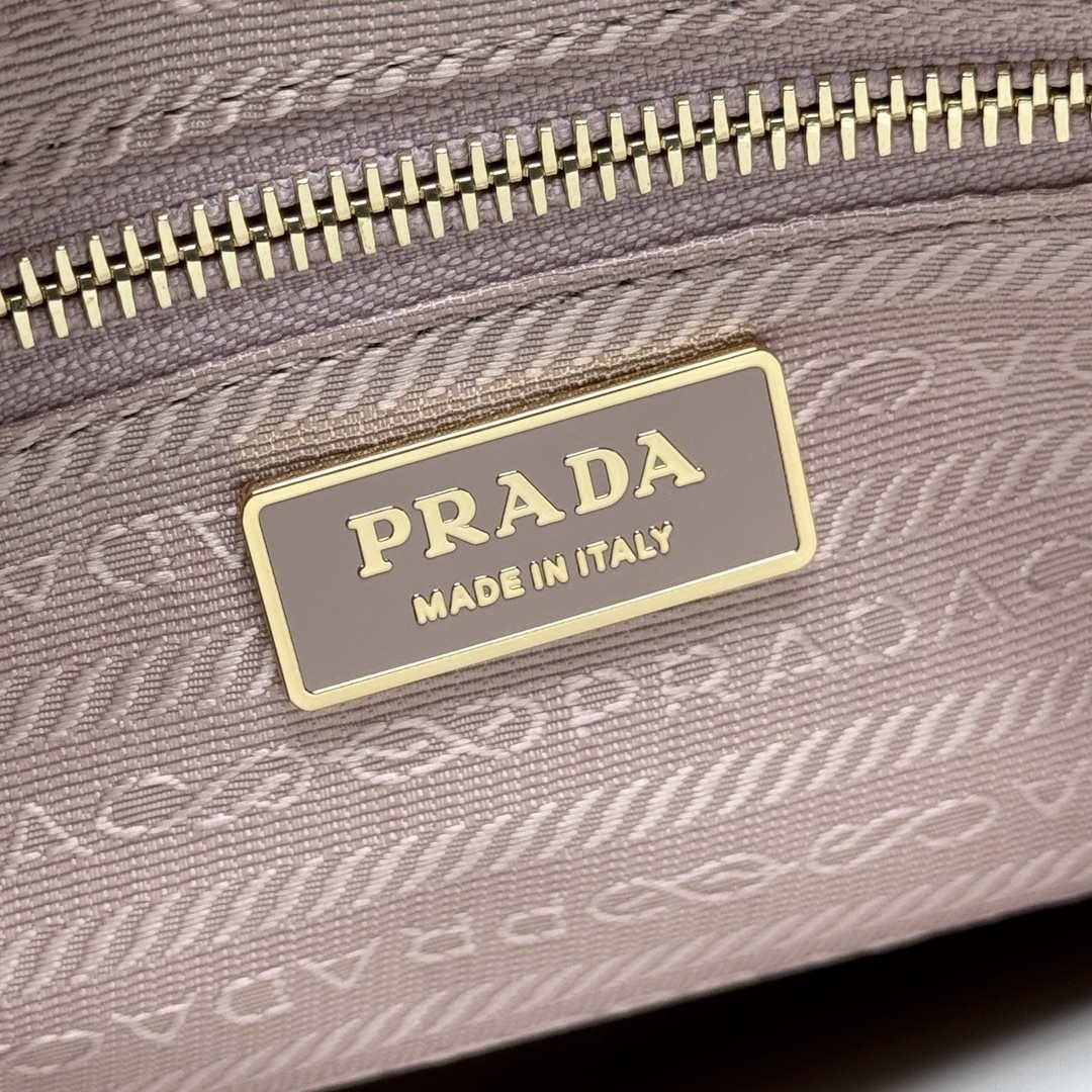 Prada 1BA433 Large Leather Handbag Pink