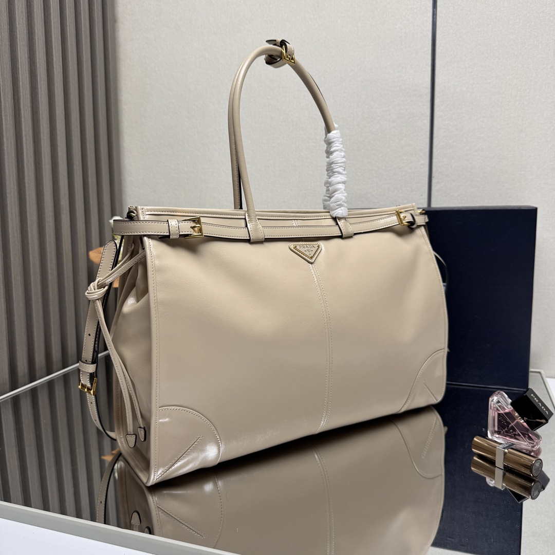 Prada 1BA439 Prada Bonnie extra large leather handbag Apricot