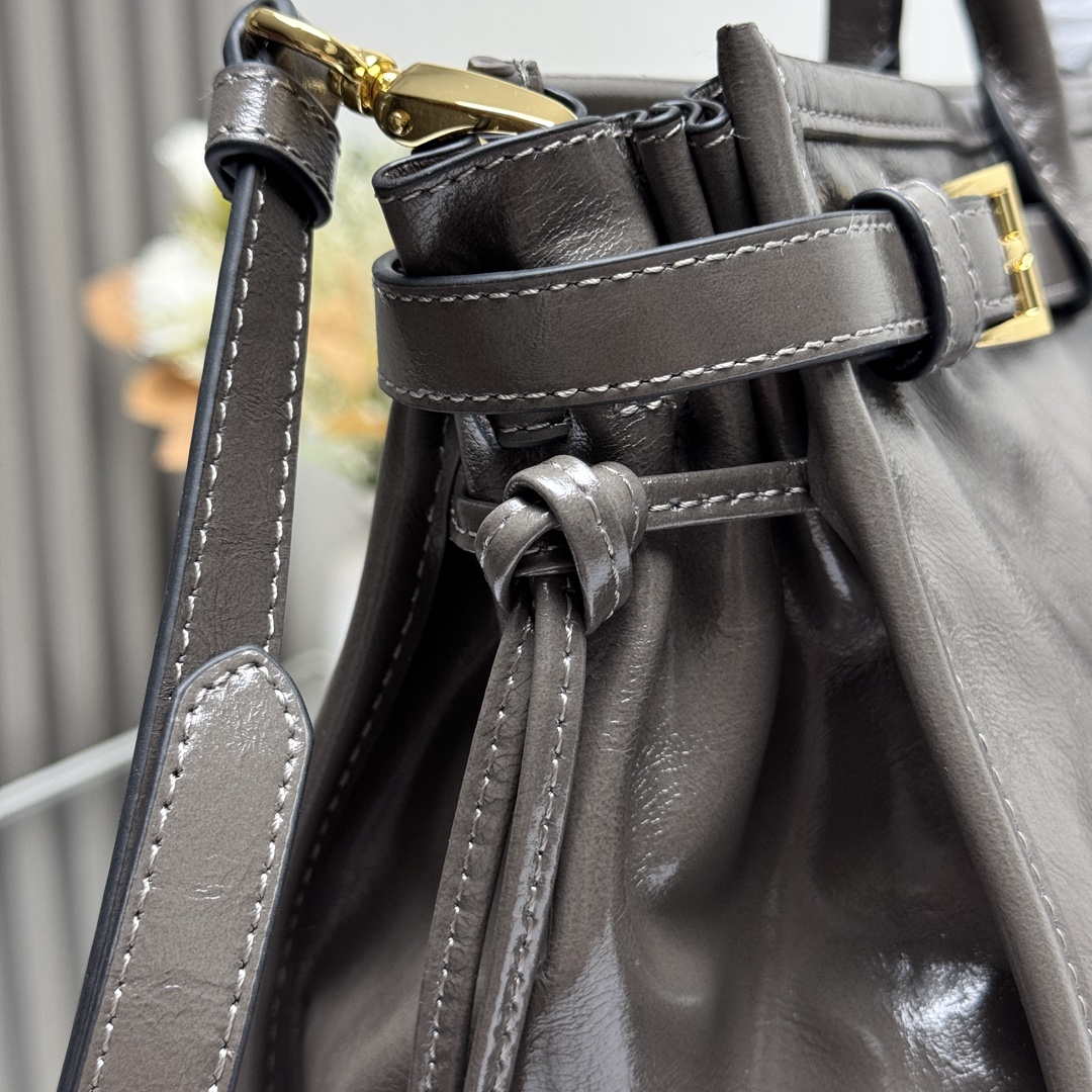 Prada 1BA439 Prada Bonnie extra large leather handbag Gray