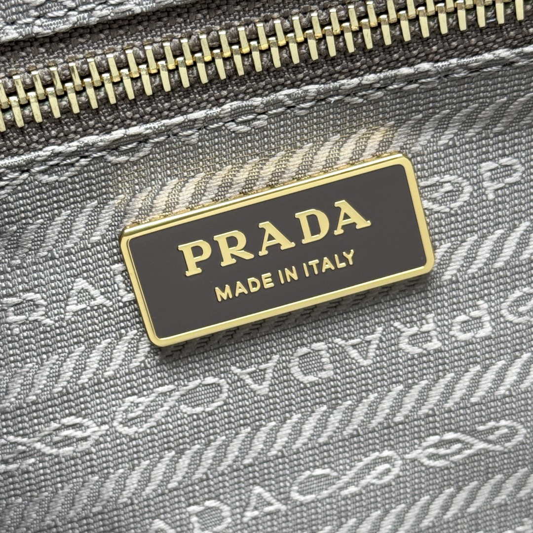 Prada 1BA439 Prada Bonnie extra large leather handbag Gray