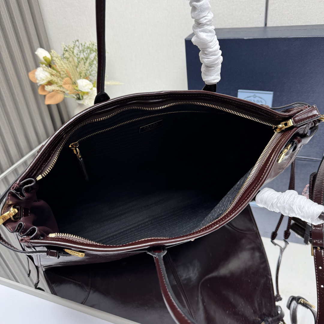 Prada 1BA439 Prada Bonnie extra large leather handbag Wine Red