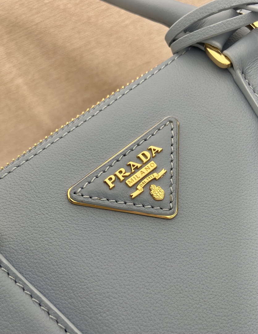 Prada 1BA457 Medium Prada Galleria leather bag Blue