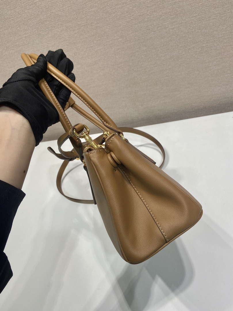Prada 1BA457 Medium Prada Galleria leather bag Brown