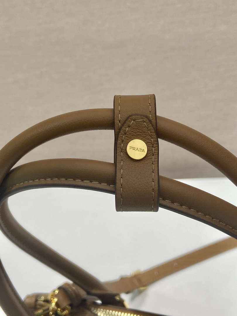 Prada 1BA457 Medium Prada Galleria leather bag Brown
