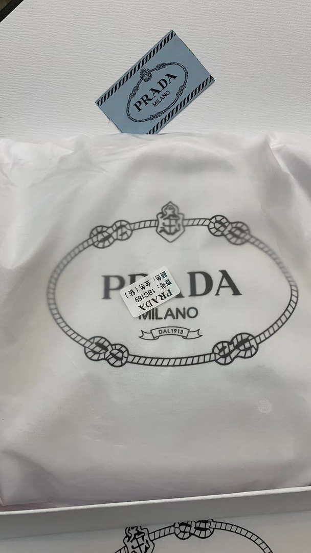 Prada 1BA896 Prada Galleria Saffiano leather small bag Black