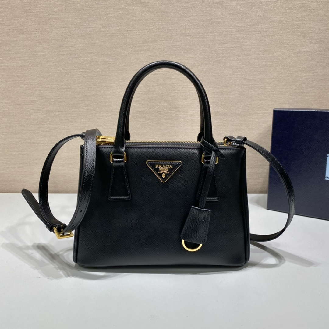 Prada 1BA896 Small Prada Galleria Saffiano leather bag Black