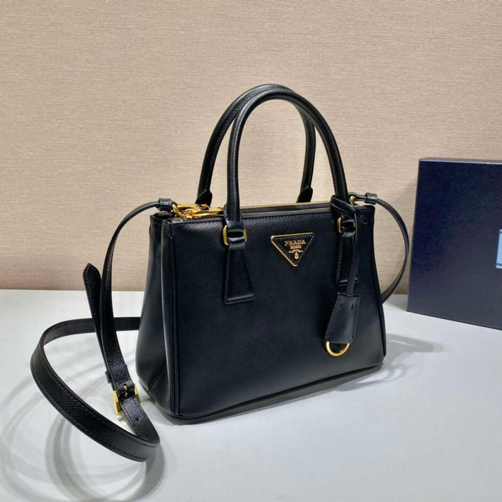 Prada 1BA896 Small Prada Galleria Saffiano leather bag Black