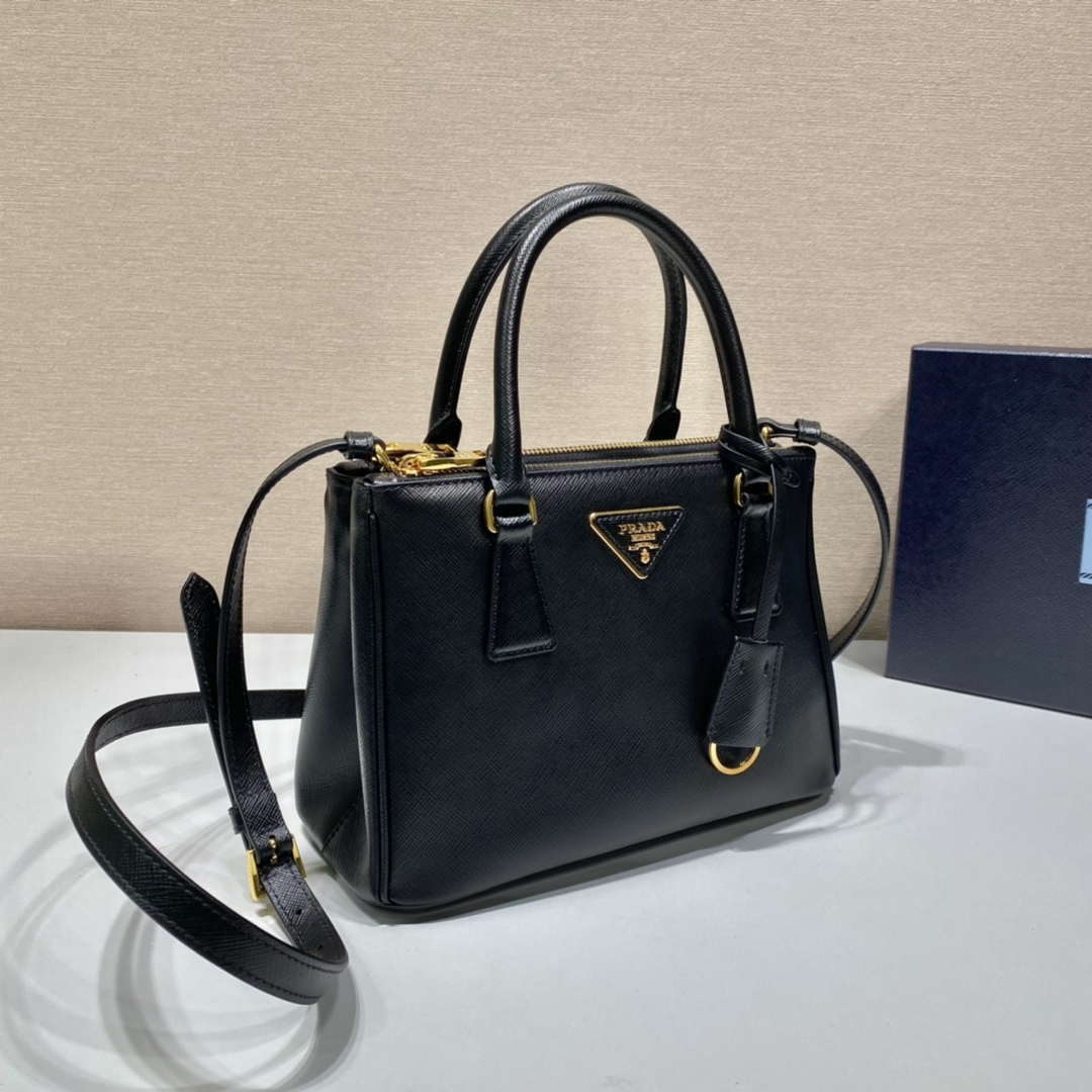 Prada 1BA896 Small Prada Galleria Saffiano leather bag Black