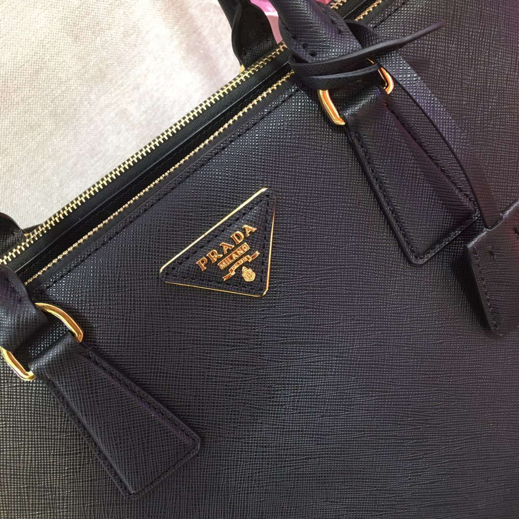Prada 1BA896 Small Prada Galleria Saffiano leather bag Black