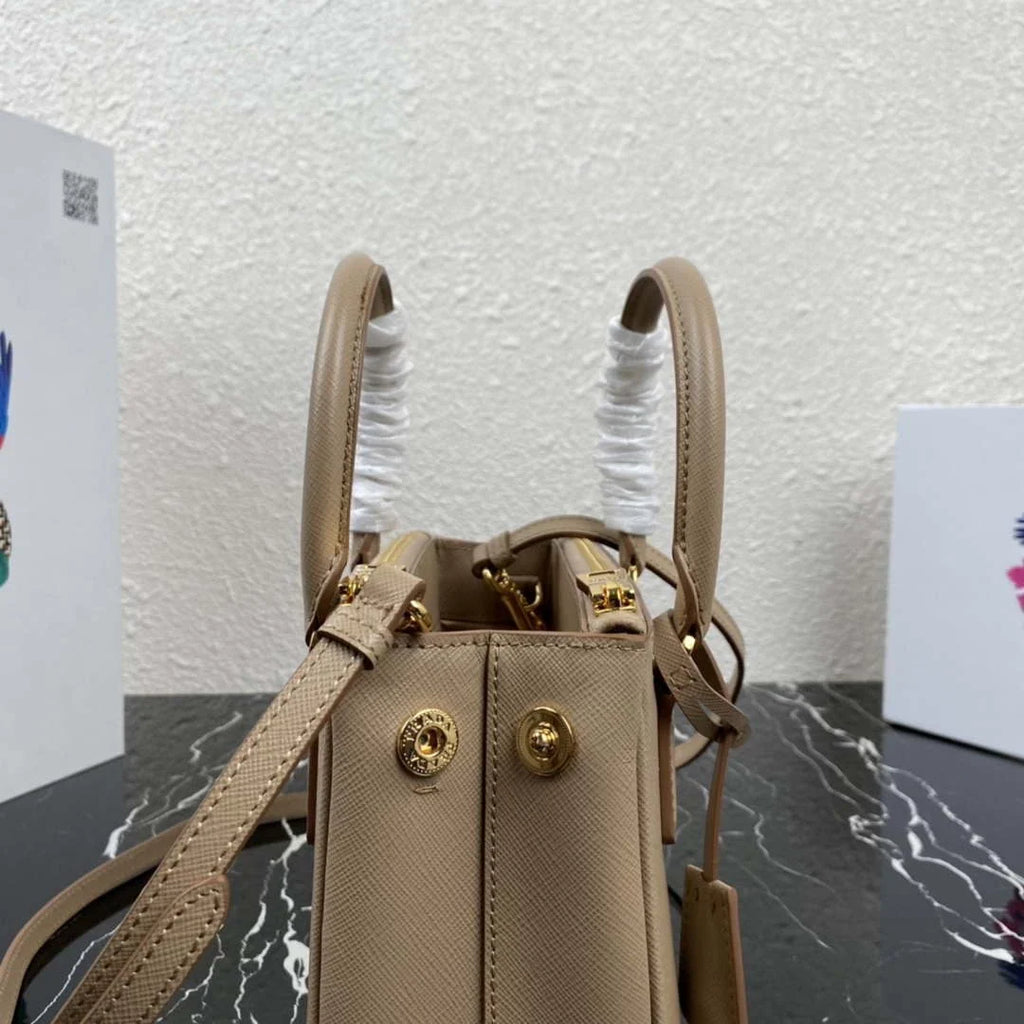 Prada 1BA906 Prada Galleria Saffiano leather mini-bag Apiroct