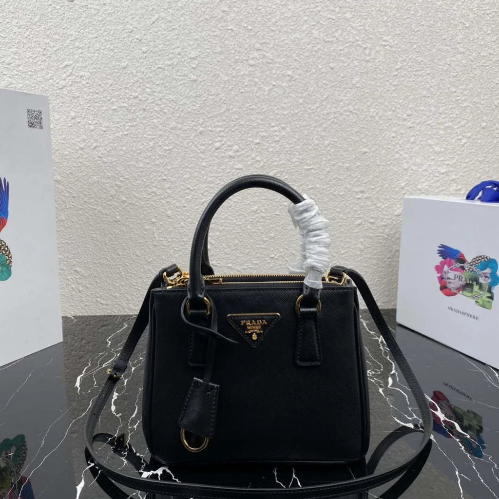 Prada 1BA906 Prada Galleria Saffiano leather mini-bag Black