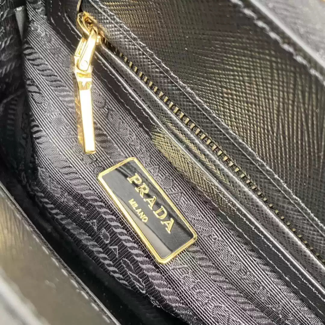 Prada 1BA906 Prada Galleria Saffiano leather mini-bag Black