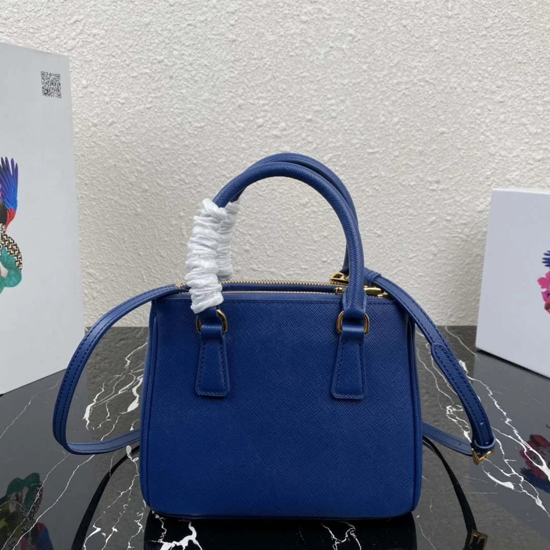 Prada 1BA906 Prada Galleria Saffiano leather mini-bag Blue
