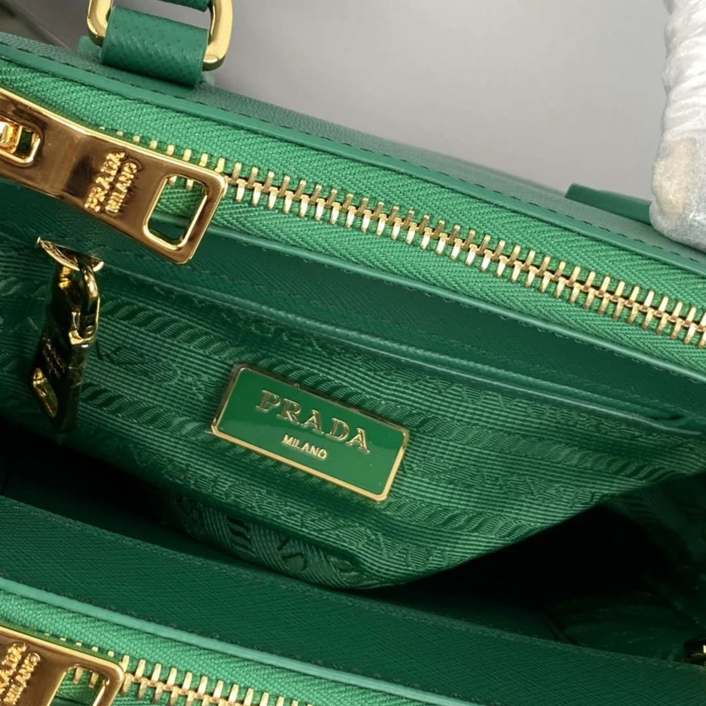 Prada 1BA906 Prada Galleria Saffiano leather mini-bag Green